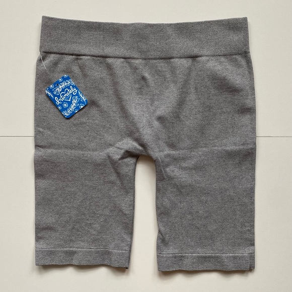 Free People Women’s Biker Shorts - Picture 3 of 4